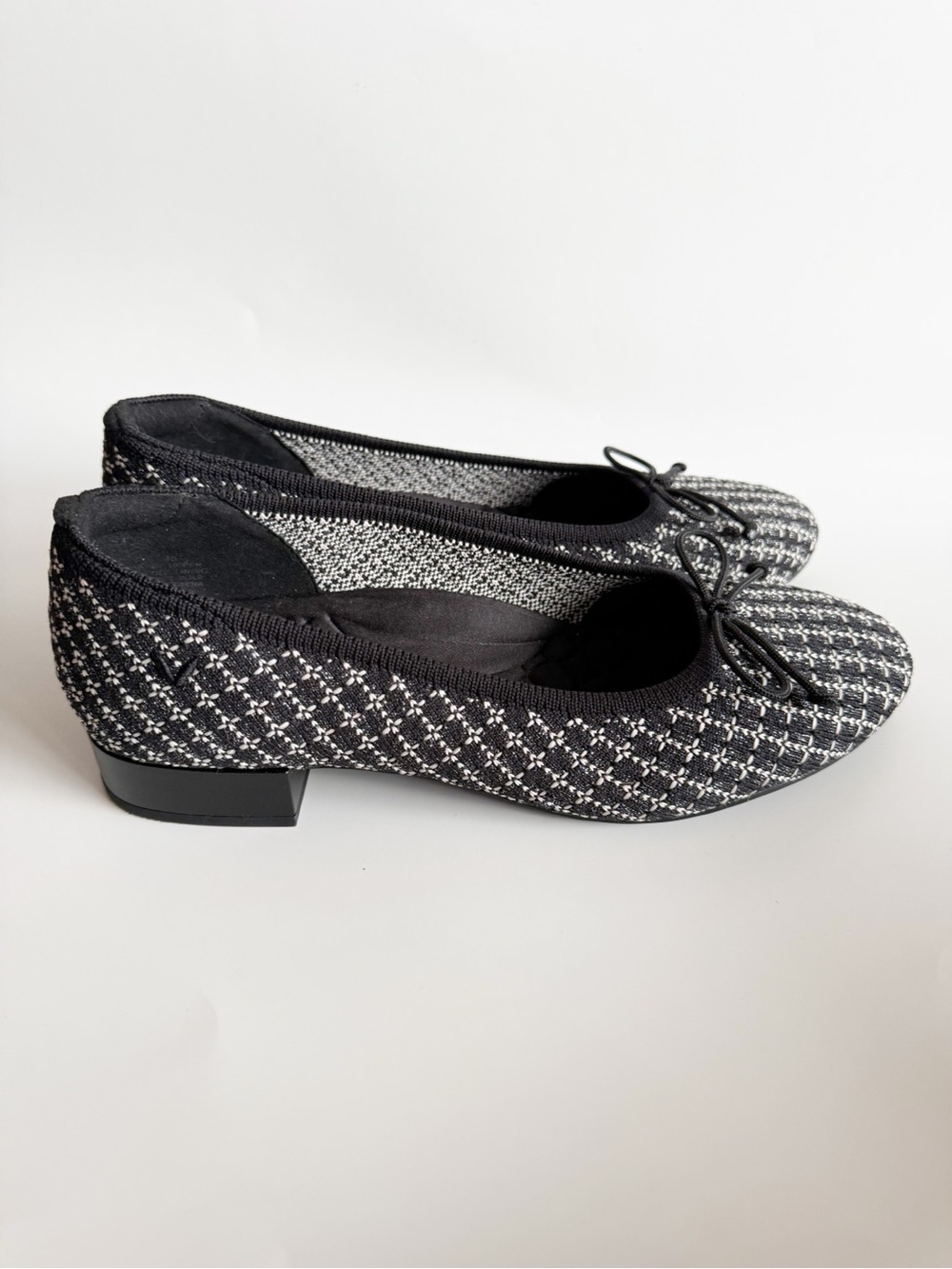 Vivaia Bianca Round Toe Bow Tie Low Block Heels Size 40 - Picture 4 of 7